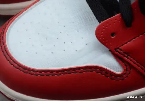 AA3834-101 AA3834-101 1 Retro Jordan O-W Air High Chicago 0426